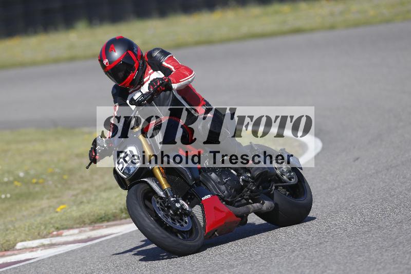 /06 08.04.2026 Cornu Master School ADR/Gruppe gruen/56